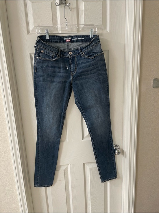 Denizen from Levi's Denim - Denizen from Levi's Slim Skinny Jeans in Dark Wash Blue size 12 LONG